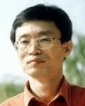 소설가, 평론가인 김이구의 대표 이미지