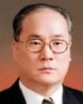 소설가인 이철용의 대표 이미지