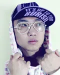 가수인 빌로우의 대표 이미지
