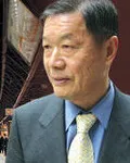 시인, 수필가인 유병근의 대표 이미지