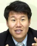 대학교수, (전직)정무직공무원인 김수현의 대표 이미지
