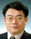 대학교수, 건축가인 성인수의 대표 이미지