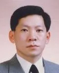 건축가인 조영래의 대표 이미지