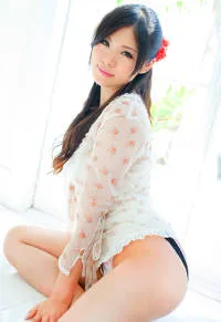 AV배우인 아사오카 미쿠의 대표 이미지