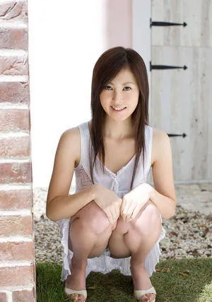 AV배우인 사쿠라 리에의 대표 이미지