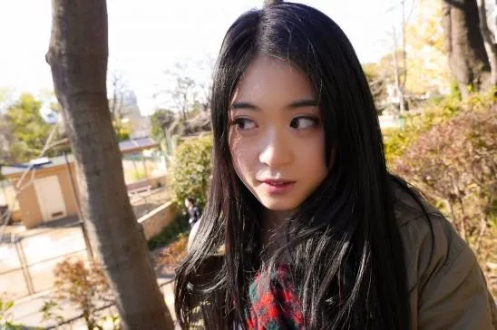 AV배우인 미즈키 루나의 대표 이미지