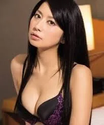 AV배우인 메구미 사와의 대표 이미지