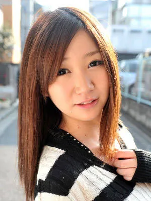 AV배우인 오카다 리카의 대표 이미지