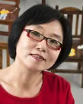 화가, 수필가인 황주리의 대표 이미지