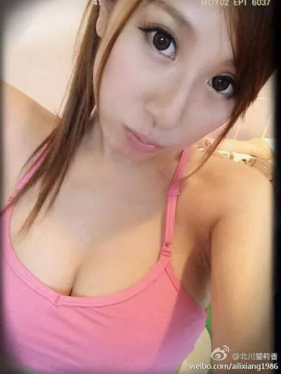 AV배우인 키타가와 에리카의 대표 이미지