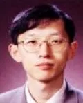 대학교수, 시인인 이승하의 대표 이미지