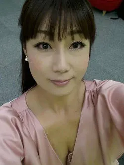 AV배우인 미야베 료카의 대표 이미지