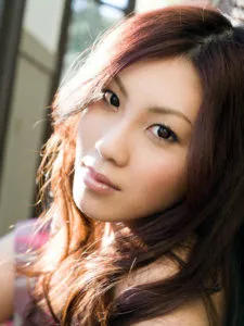 AV배우인 아이하라 레나의 대표 이미지