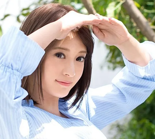 AV배우인 미즈시마 나나의 대표 이미지