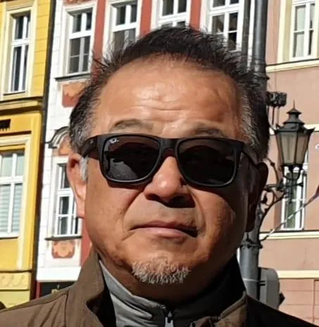 건축가, 정치인, 대학교수인 이창우의 대표 이미지