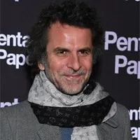 영화감독인 에릭 라튀쥬의 대표 이미지