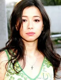 배우인 유키 나에의 대표 이미지