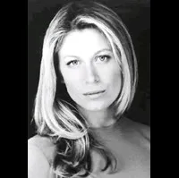 영화배우인 소냐 왈거의 대표 이미지