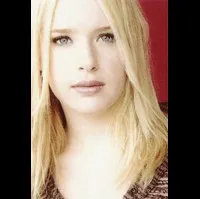 배우, 각본, 제작/기획, 감독, 촬영인 애니 버그스티드의 대표 이미지