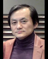 시나리오작가인 모로사와 카즈유키의 대표 이미지