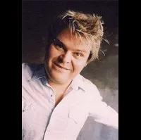 배우인 스티브 버그의 대표 이미지