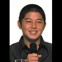 배우인 야마다 켄타의 대표 이미지