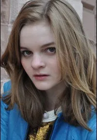 영화배우인 케리스 도시의 대표 이미지