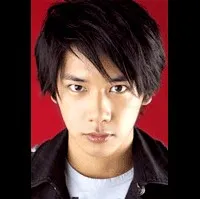 영화배우인 사토 유키의 대표 이미지