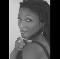 배우, 음악인 헤젤 굿맨의 대표 이미지