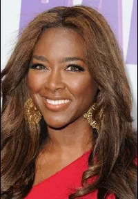 배우, 제작/기획인 케냐 무어의 대표 이미지