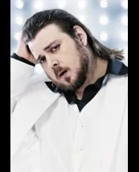 영화배우인 니콜라스 브로의 대표 이미지