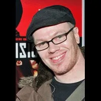 배우인 리치 하네트의 대표 이미지