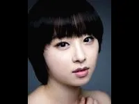 영화배우인 이민아의 대표 이미지