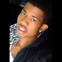 배우인 마커스 T. 포크의 대표 이미지