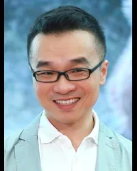 영화감독인 라만 후이의 대표 이미지