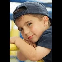 배우인 린던 포코의 대표 이미지