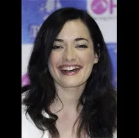 배우, 음악인 로라 미쉘 켈리의 대표 이미지