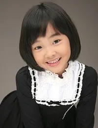 배우인 김지나의 대표 이미지