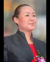 배우인 사금고왜의 대표 이미지