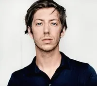 배우인 막스 마우프의 대표 이미지