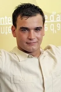 배우인 프란체스코 카시사의 대표 이미지