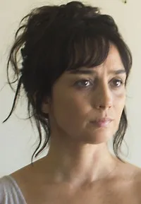 배우인 시모네 스폴라도레의 대표 이미지