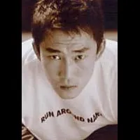 배우인 신희중의 대표 이미지
