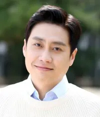 연극배우, 영화배우인 서민균의 대표 이미지