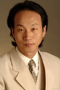 배우인 엄지용의 대표 이미지