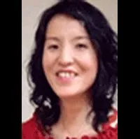 감독, 각본인 토미나가 마이의 대표 이미지