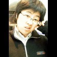 감독, 촬영, 편집인 전지현의 대표 이미지
