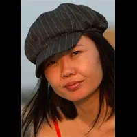 각본, 감독인 조이 디트리히의 대표 이미지