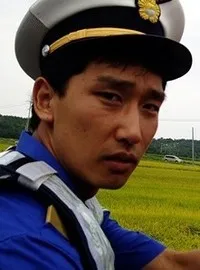 배우인 강원재의 대표 이미지