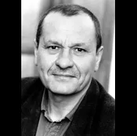 배우, 감독, 각본인 미로슬로프 크로보트의 대표 이미지